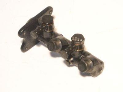 Maître-cylindre de frein AISIN BMT-033